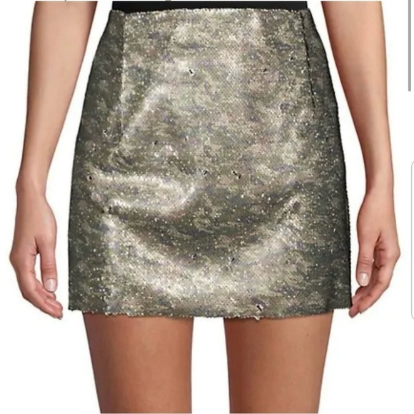 Free People Camo & Black Sequins Mini Skirt Stretch Hidden Zip Size S NWT - Picture 15 of 15